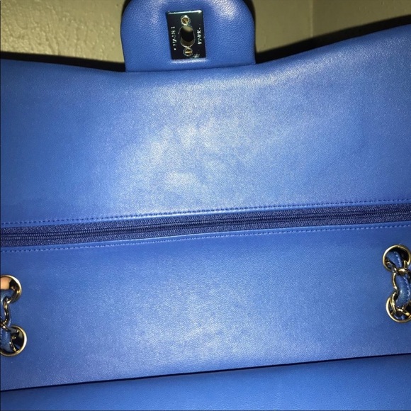 Chanel jumbo flap handbag - Picture 6 of 16